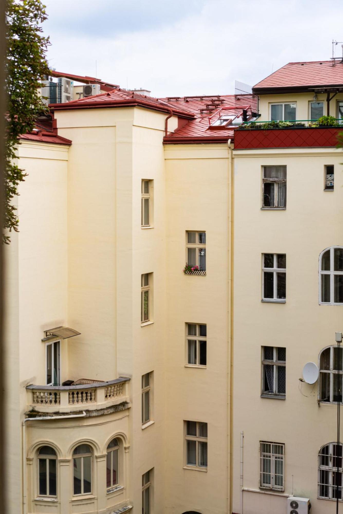 Grand Deluxe Suite Πράγα Εξωτερικό φωτογραφία